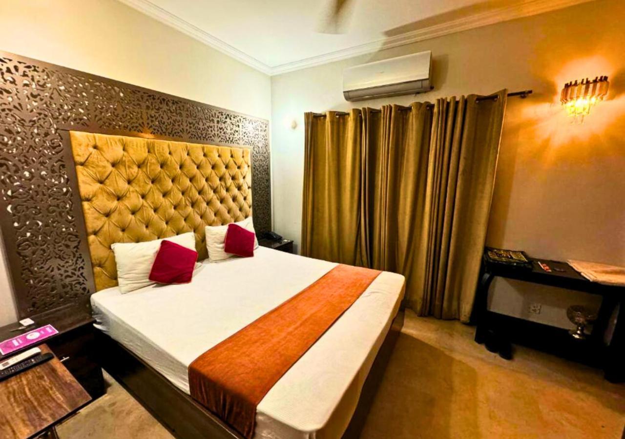 Doves Inn Hotel Kalma Chowk ลาฮอร์ ภายนอก รูปภาพ