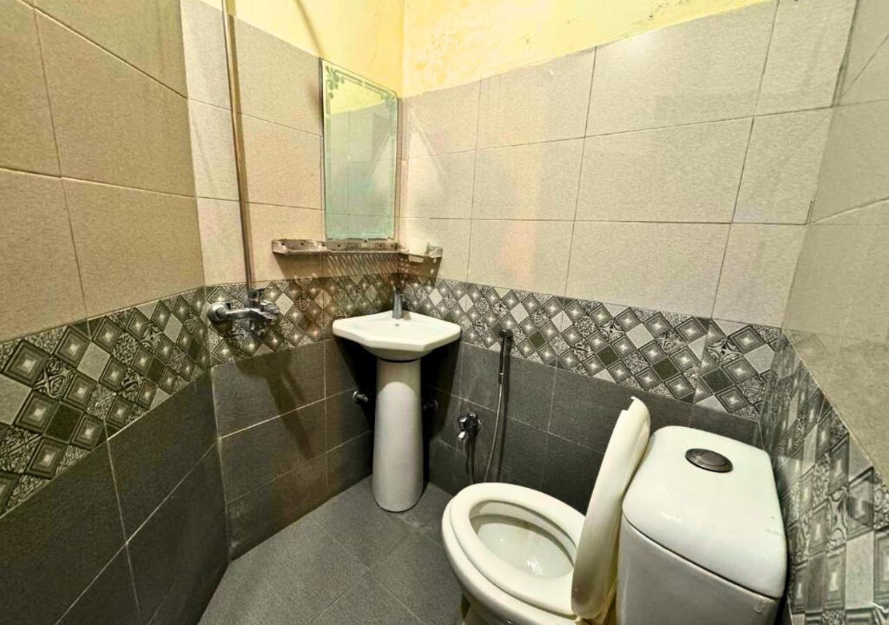 Doves Inn Hotel Kalma Chowk ลาฮอร์ ภายนอก รูปภาพ