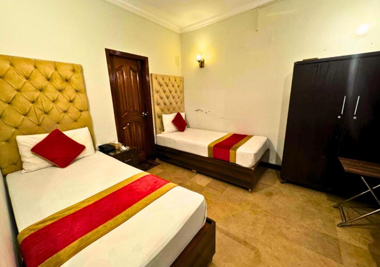 Doves Inn Hotel Kalma Chowk ลาฮอร์ ภายนอก รูปภาพ