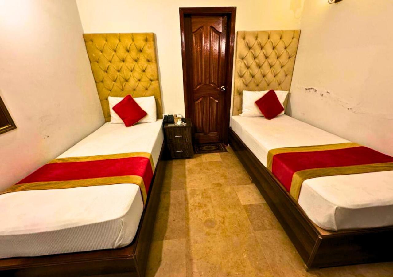 Doves Inn Hotel Kalma Chowk ลาฮอร์ ภายนอก รูปภาพ